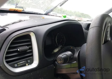 2020 Jeep Renegade Sport 4X4 из США, поврежденный, VIN ZACNJBAB1LPL33916